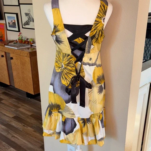Leifsdottir Bellis brushstroke Yellow and Black Floral Dress - Picture 11 of 16